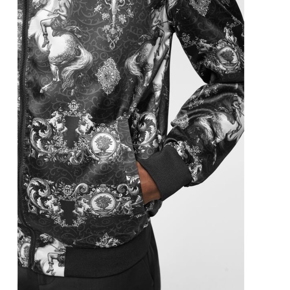 zara man bomber jacket price